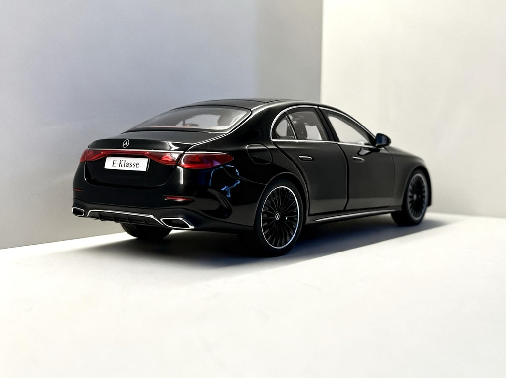 [Iscale] Mercedes E300