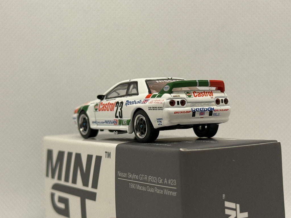 [MINI GT] Nissan Skyline GTR R32