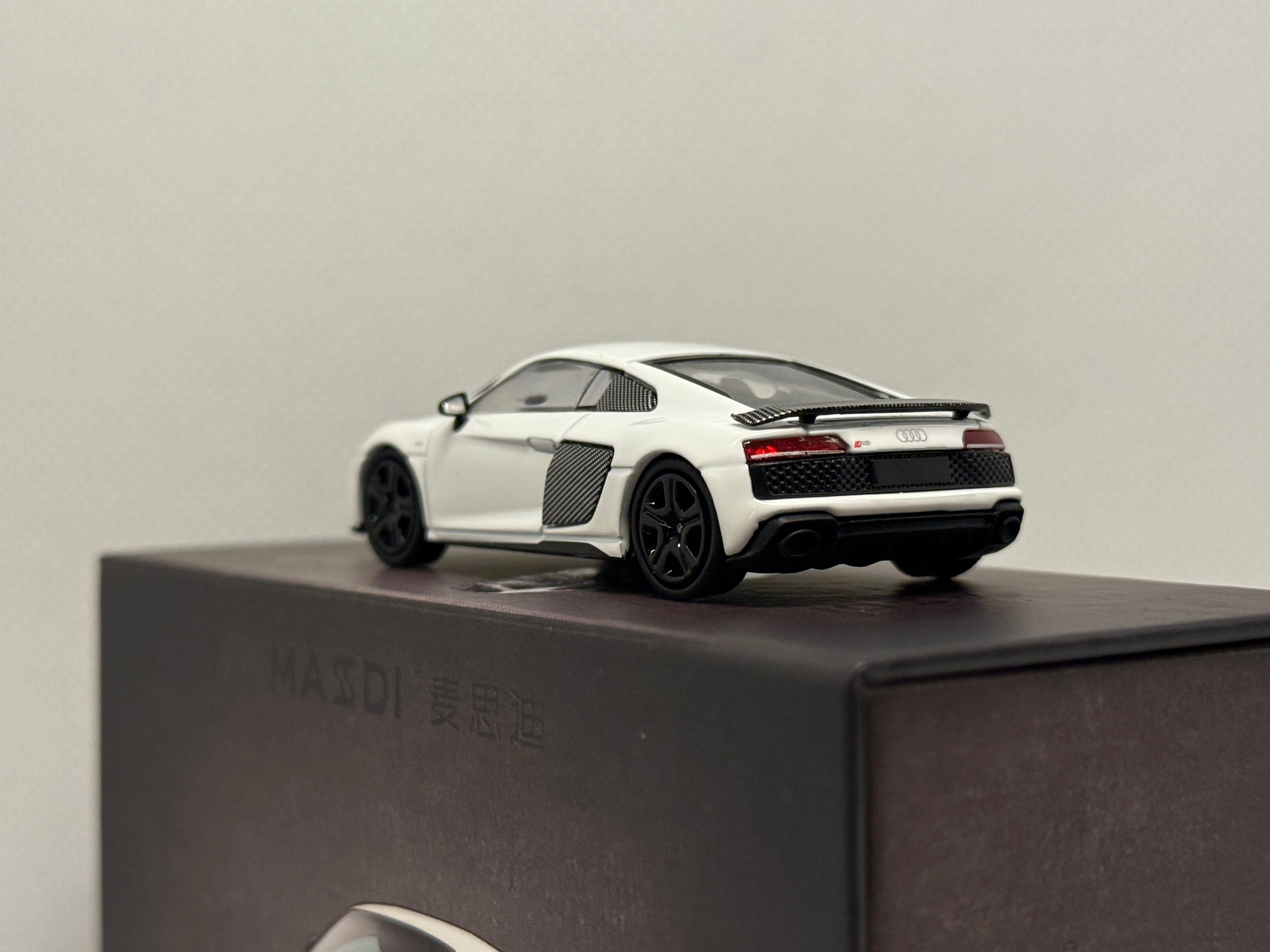 [Masdi] Audi R8