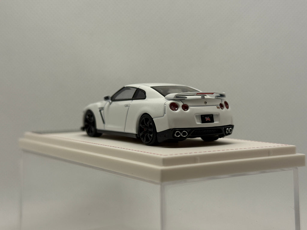[Focal Horizon] Nissan GTR R35