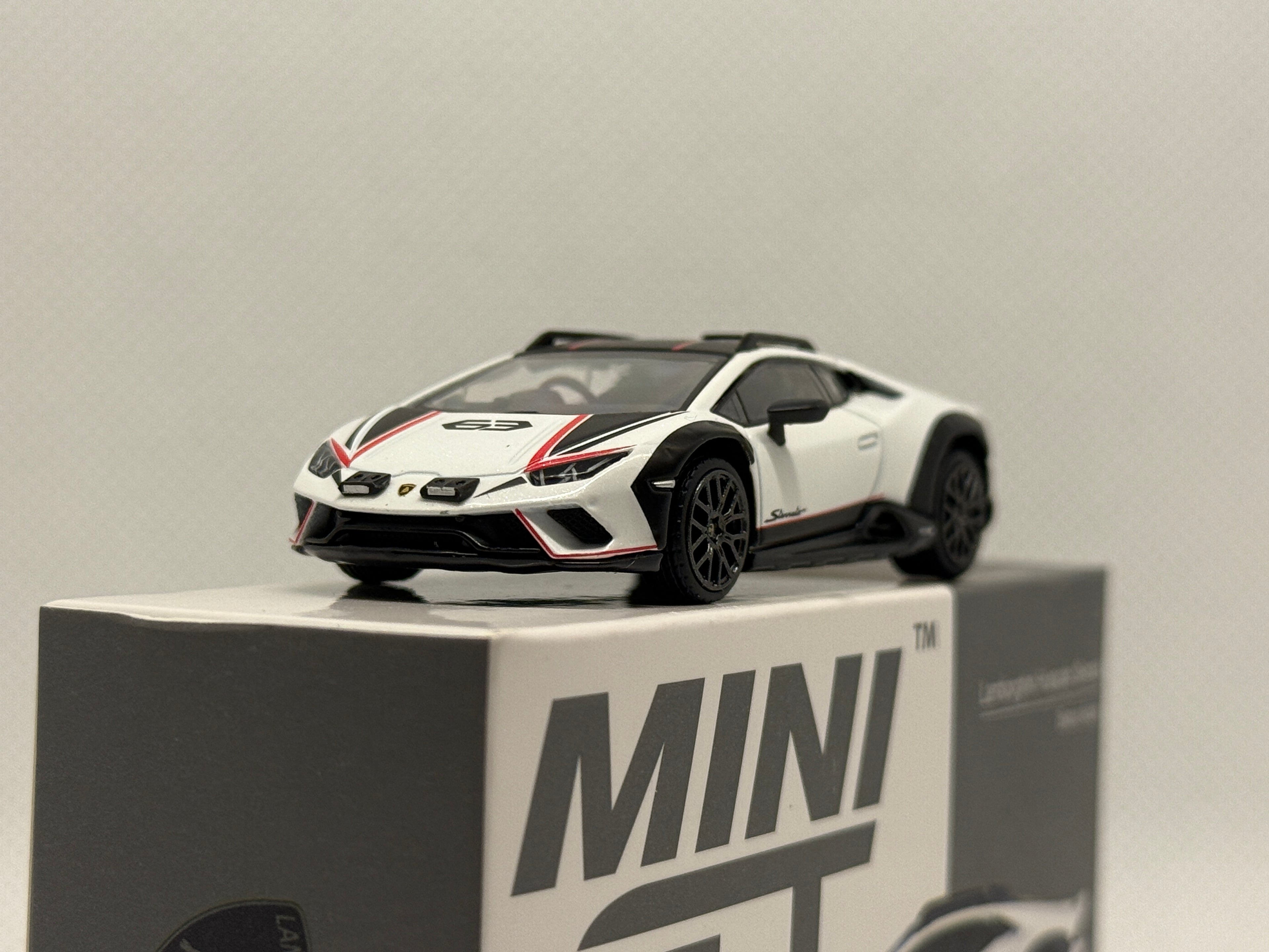 [MINI GT] Lamborghini Huracan Steratto