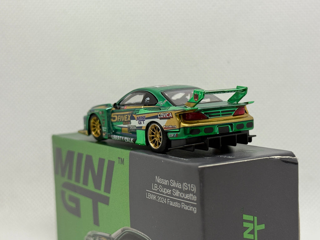 [MINI GT] Nissan Silvia S15 LB-Super Silhouette