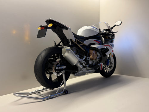 1:6 BMW S1000RR