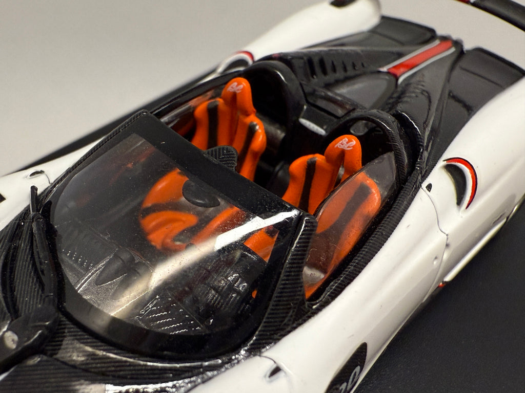 [LCD] Pagani Huayra Roadster BC