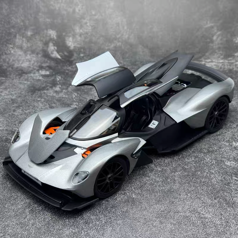 [Maisto] Aston Martin Valkyrie