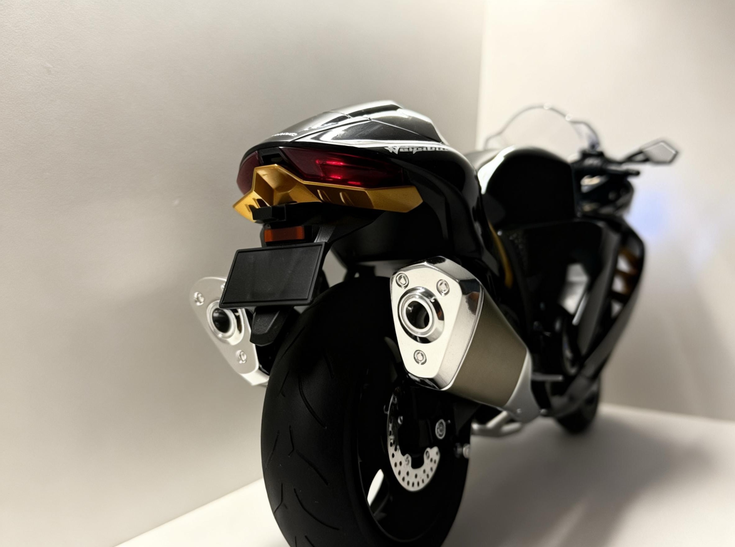 1:6 Suzuki Hayabusa