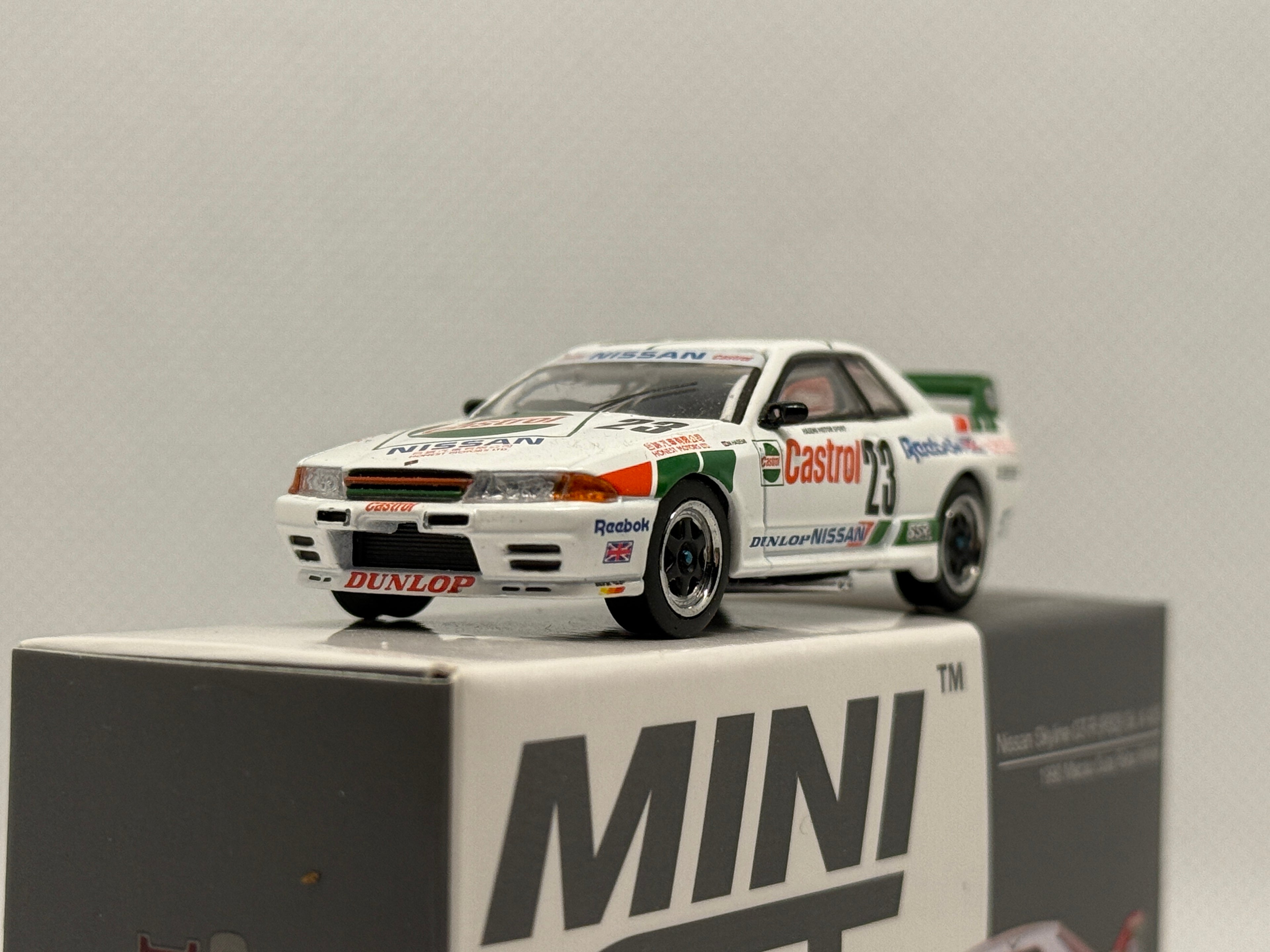 [MINI GT] Nissan Skyline GTR R32