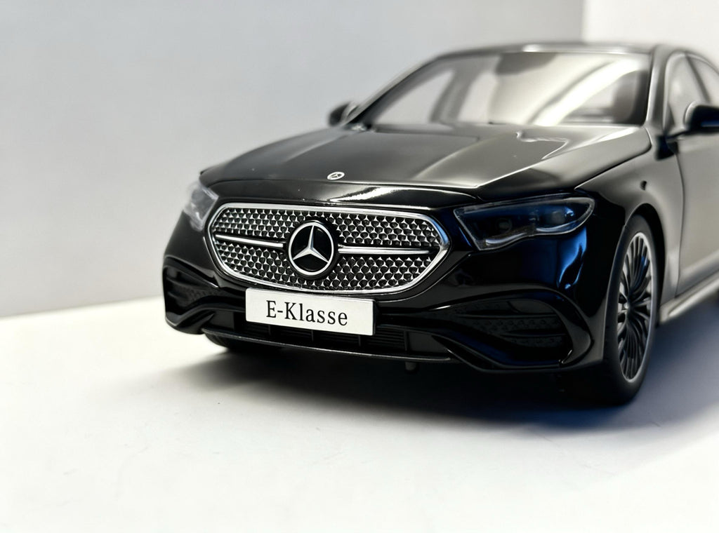 [Iscale] Mercedes E300