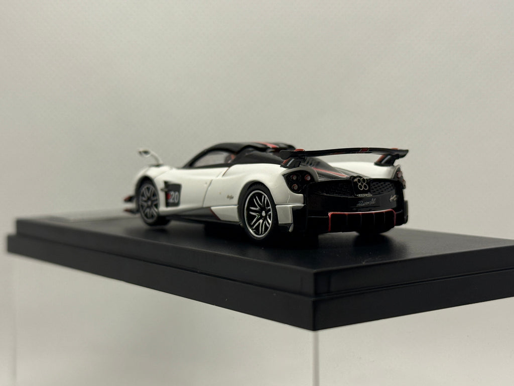 [LCD] Pagani Huayra Roadster BC