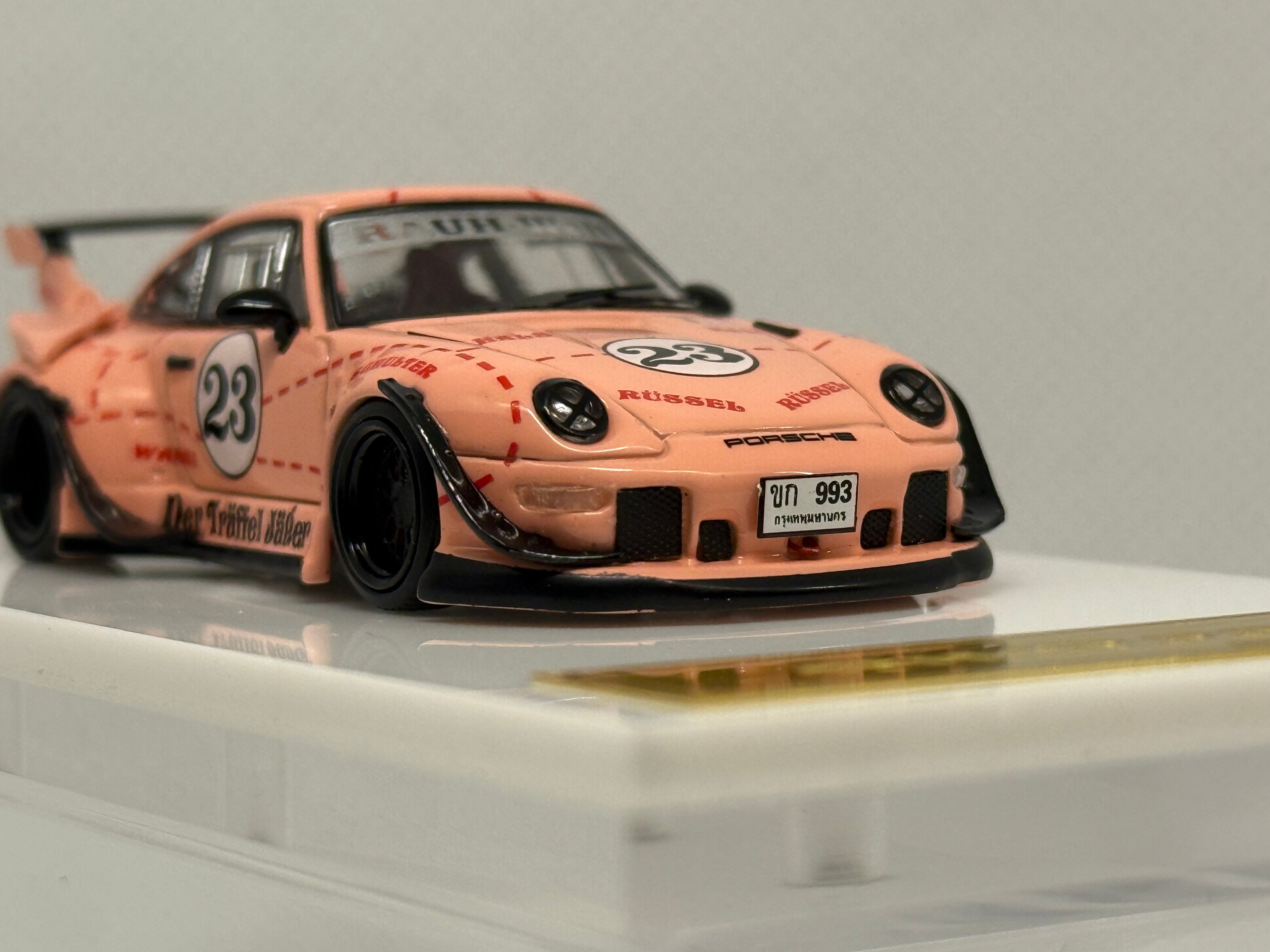 [Star Model] Porsche 993 RWB
