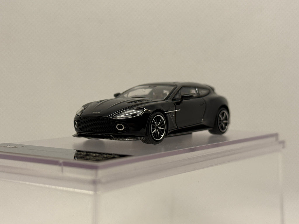 [King Model] Aston Martin Vanquish