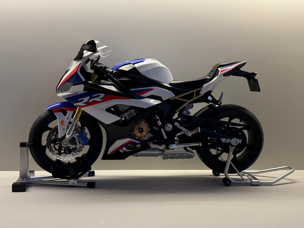 1:6 BMW S1000RR