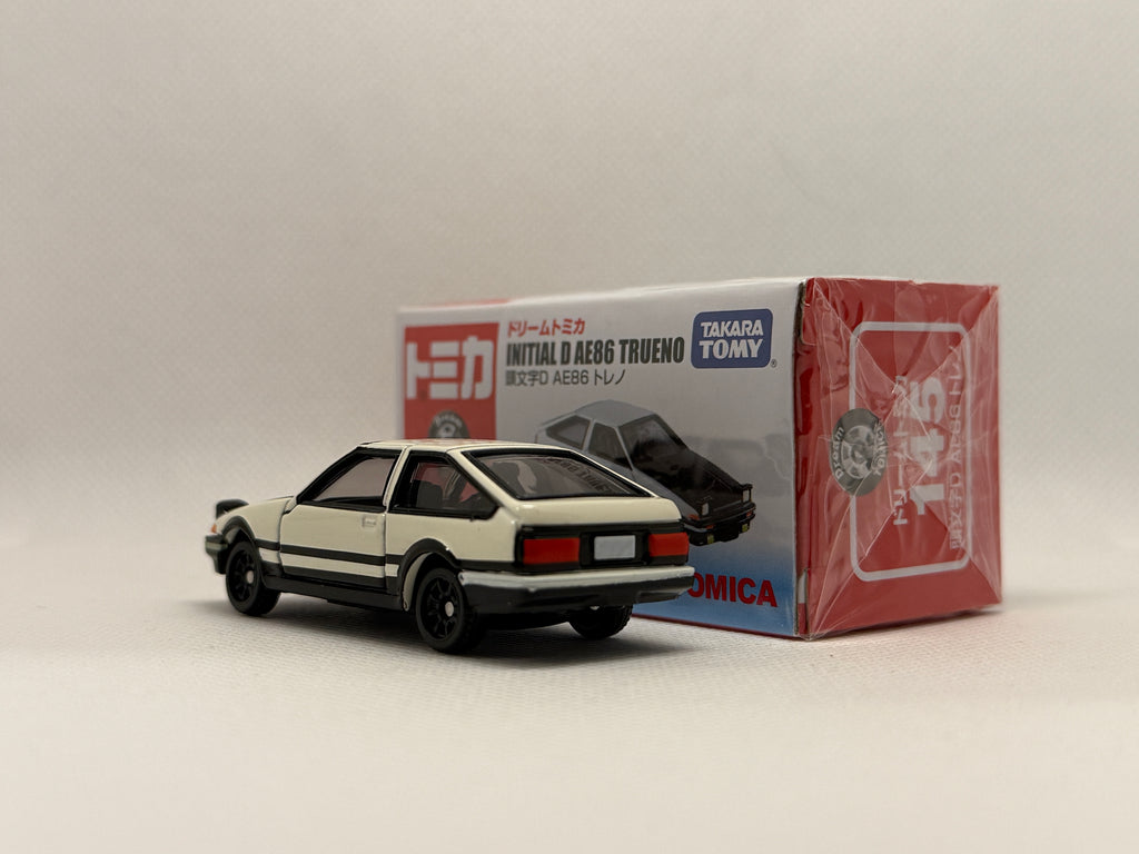 [Tomica] Toyota Trueno AE86 Inital D