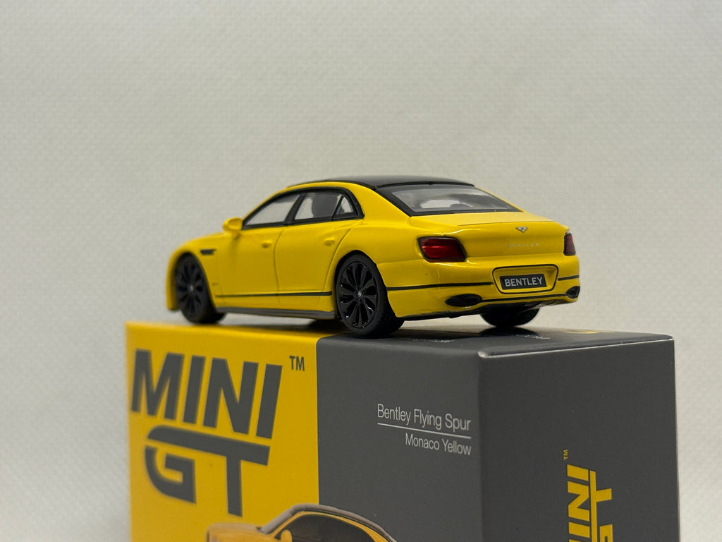 [MINI GT] Bentley Flying Spur