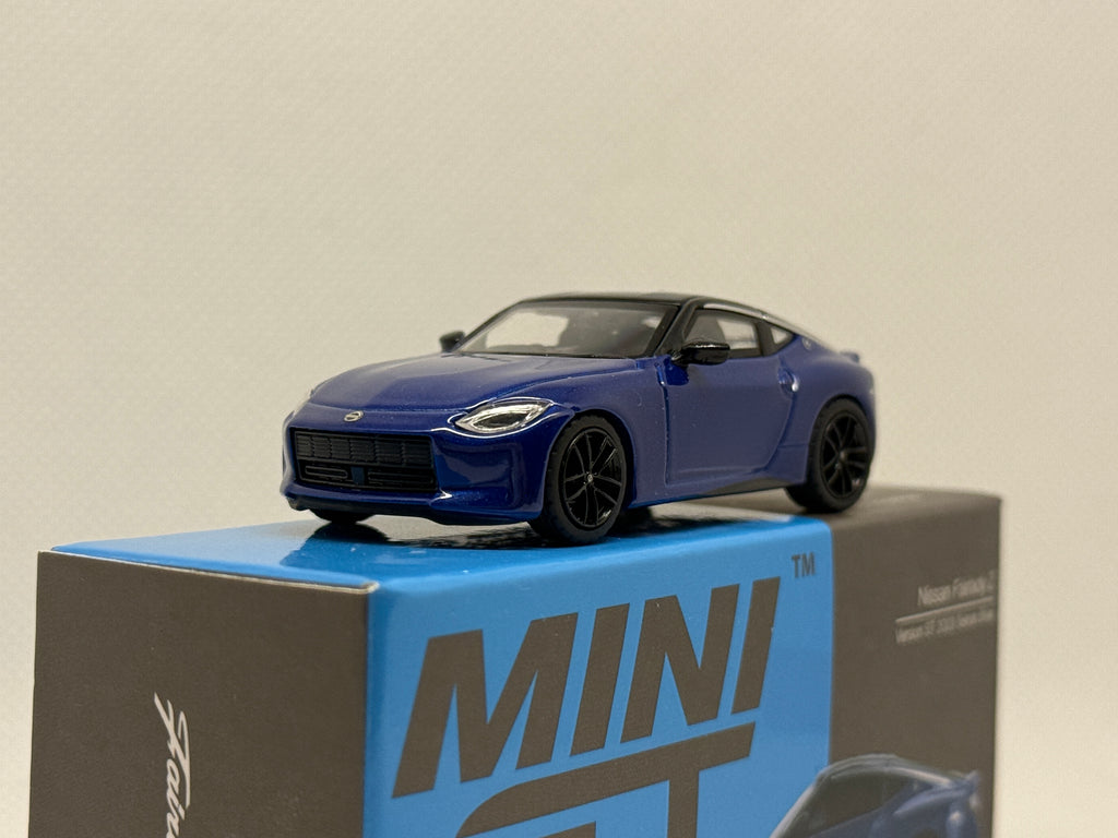 [MINI GT] Nissan Fairlady Z