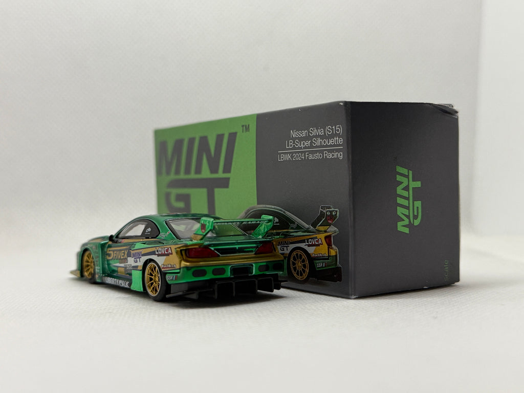 [MINI GT] Nissan Silvia S15 LB-Super Silhouette