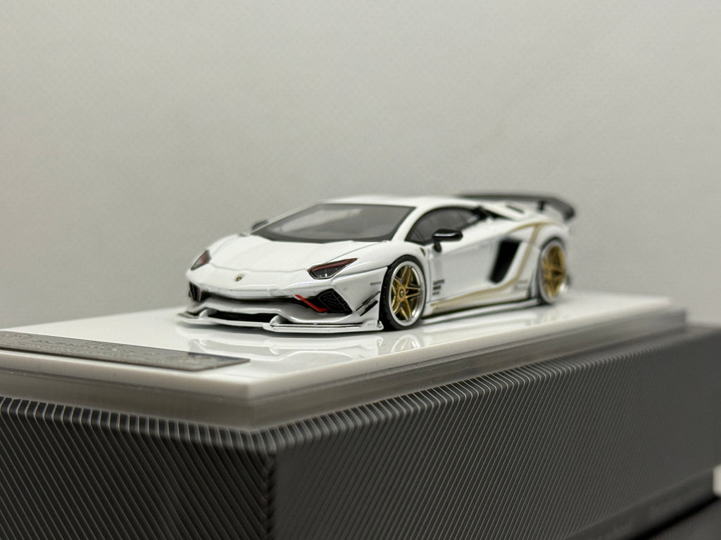 [Rotating Wheel] Lamborghini Aventador S