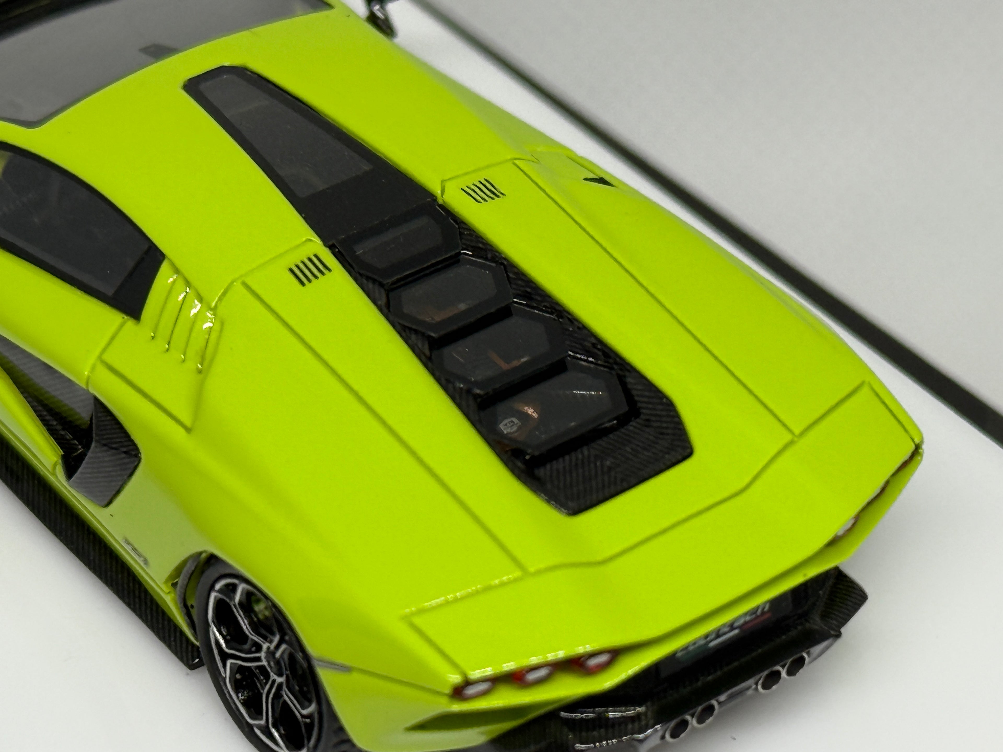 [Fuelme] Lamborghini Countach