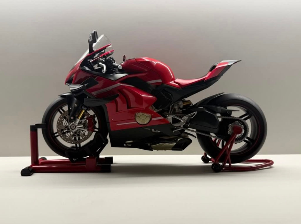 1:7 Ducati Panigale V4S