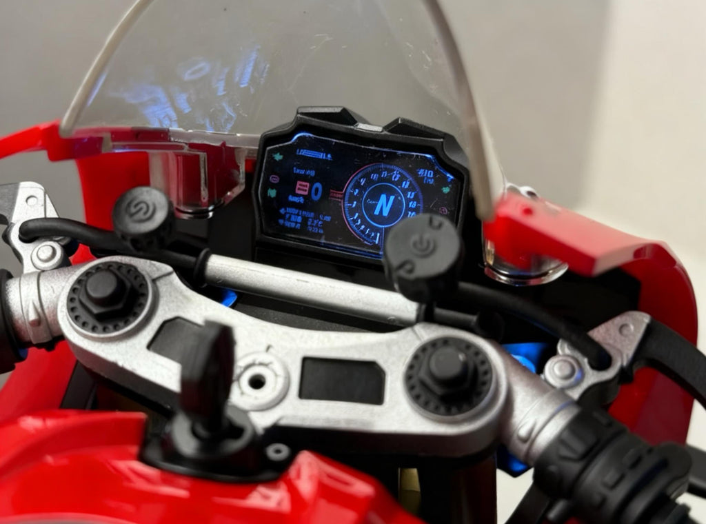 1:6 Ducati Panigale V4R