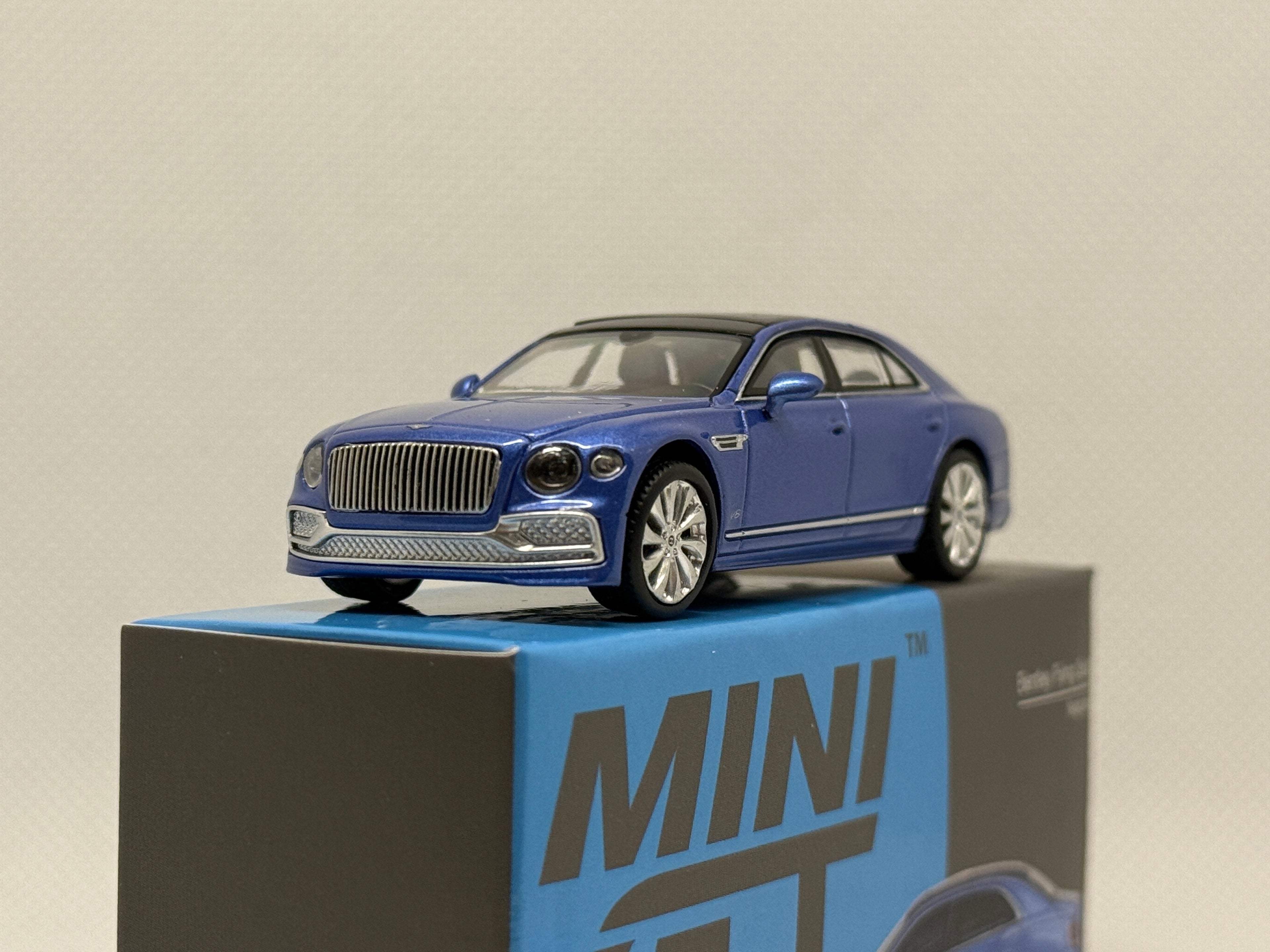 [MINI GT] Bentley Flying Spur