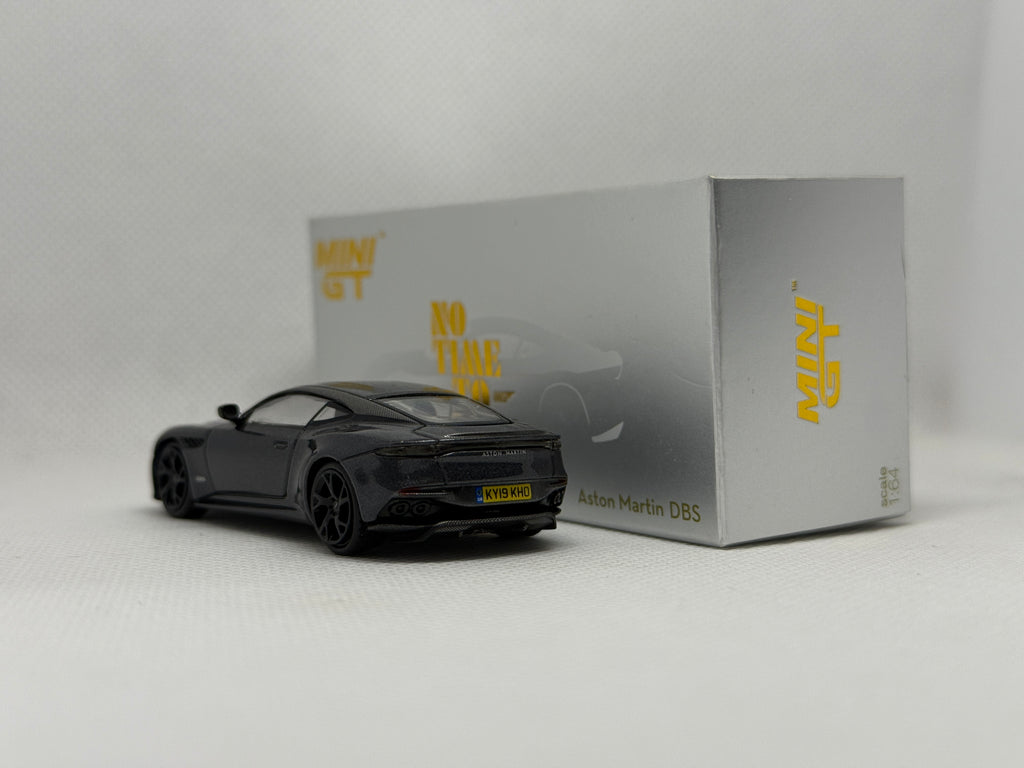 [MINI GT] Aston Martin DBS