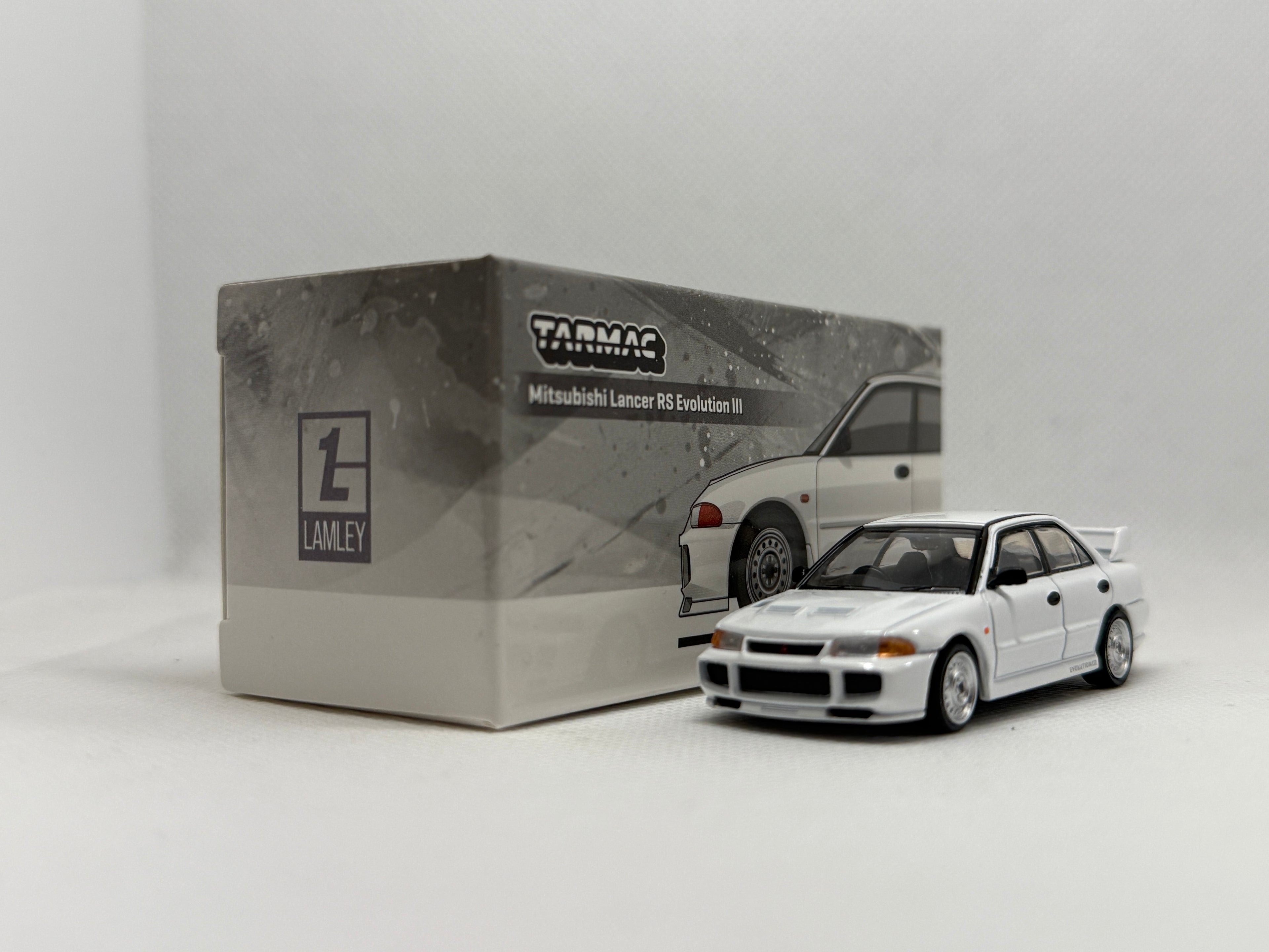 [Tarmac Works] Mitsubishi Lancer Evo 3
