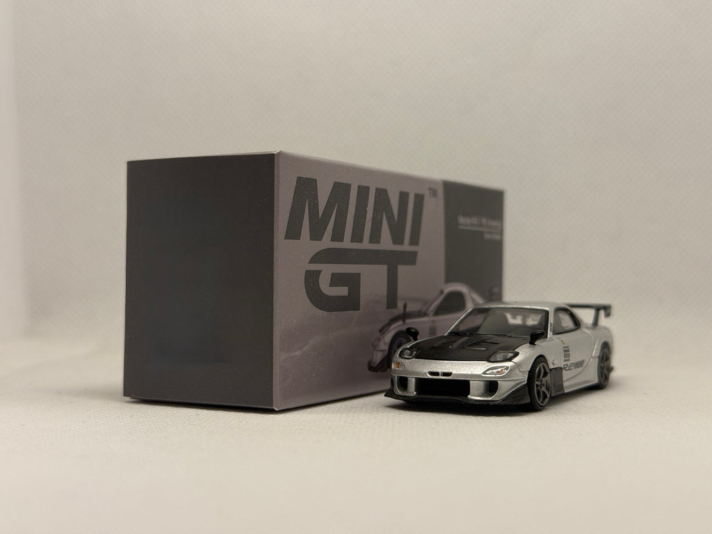 [MINI GT] Mazda RX7 RE-Amemiya