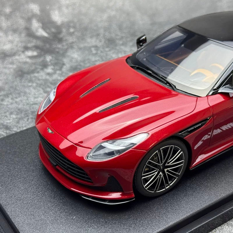 [GT Spirit] Aston Martin DB12