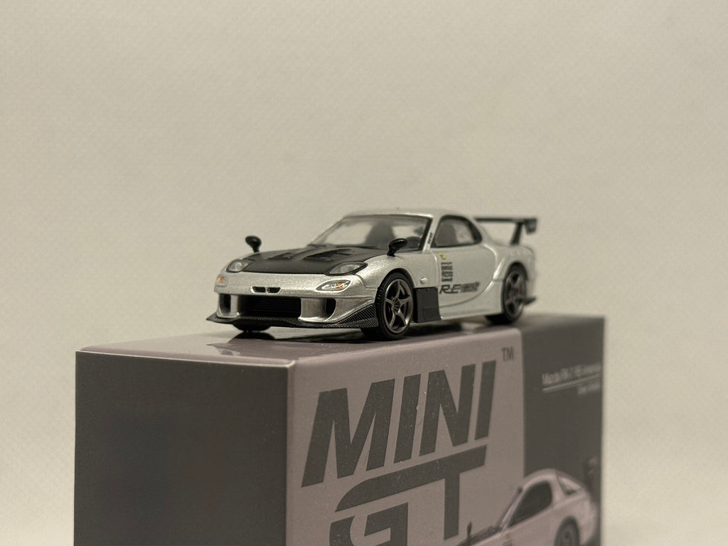 [MINI GT] Mazda RX7 RE-Amemiya