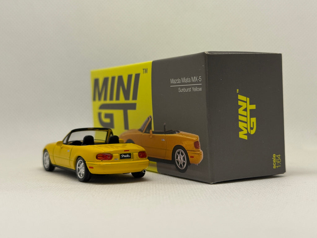 [MINI GT] Mazda Miata MX-5