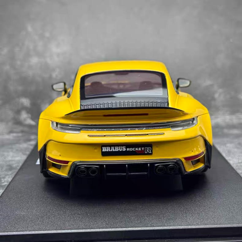 [GT Spirit] Brabus 900 Rocket R