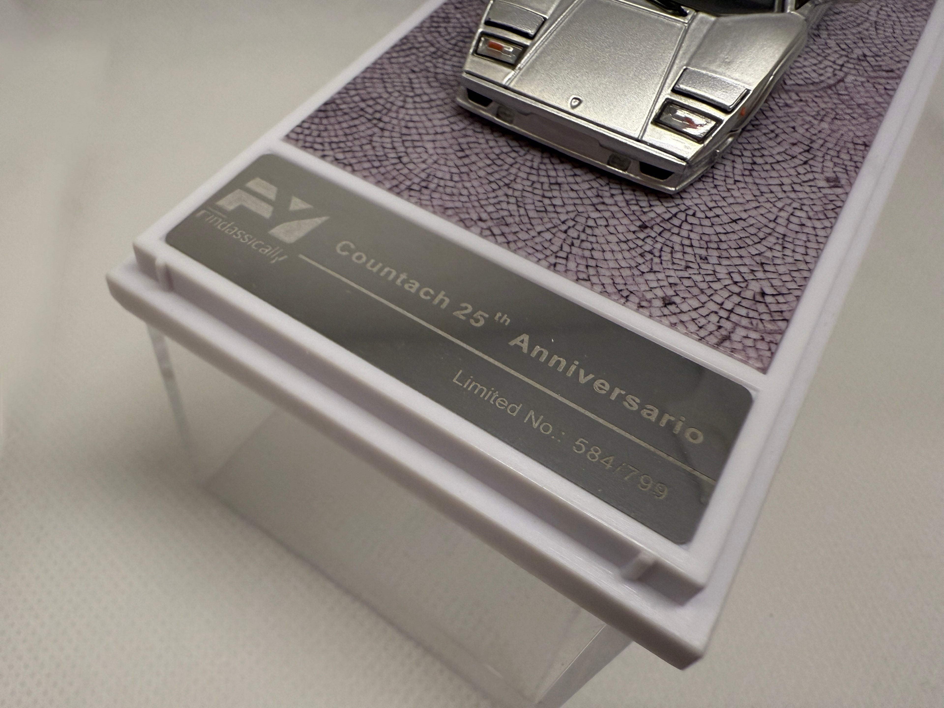 [Finclassically] Lamborghini Countach