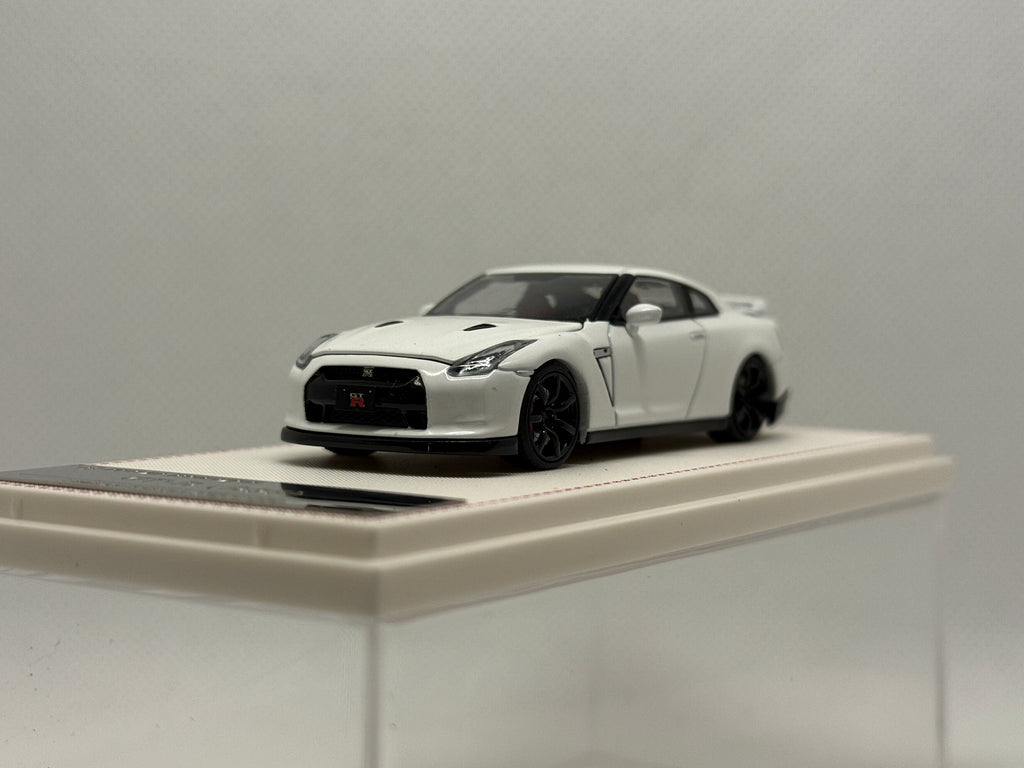 [Focal Horizon] Nissan GTR R35