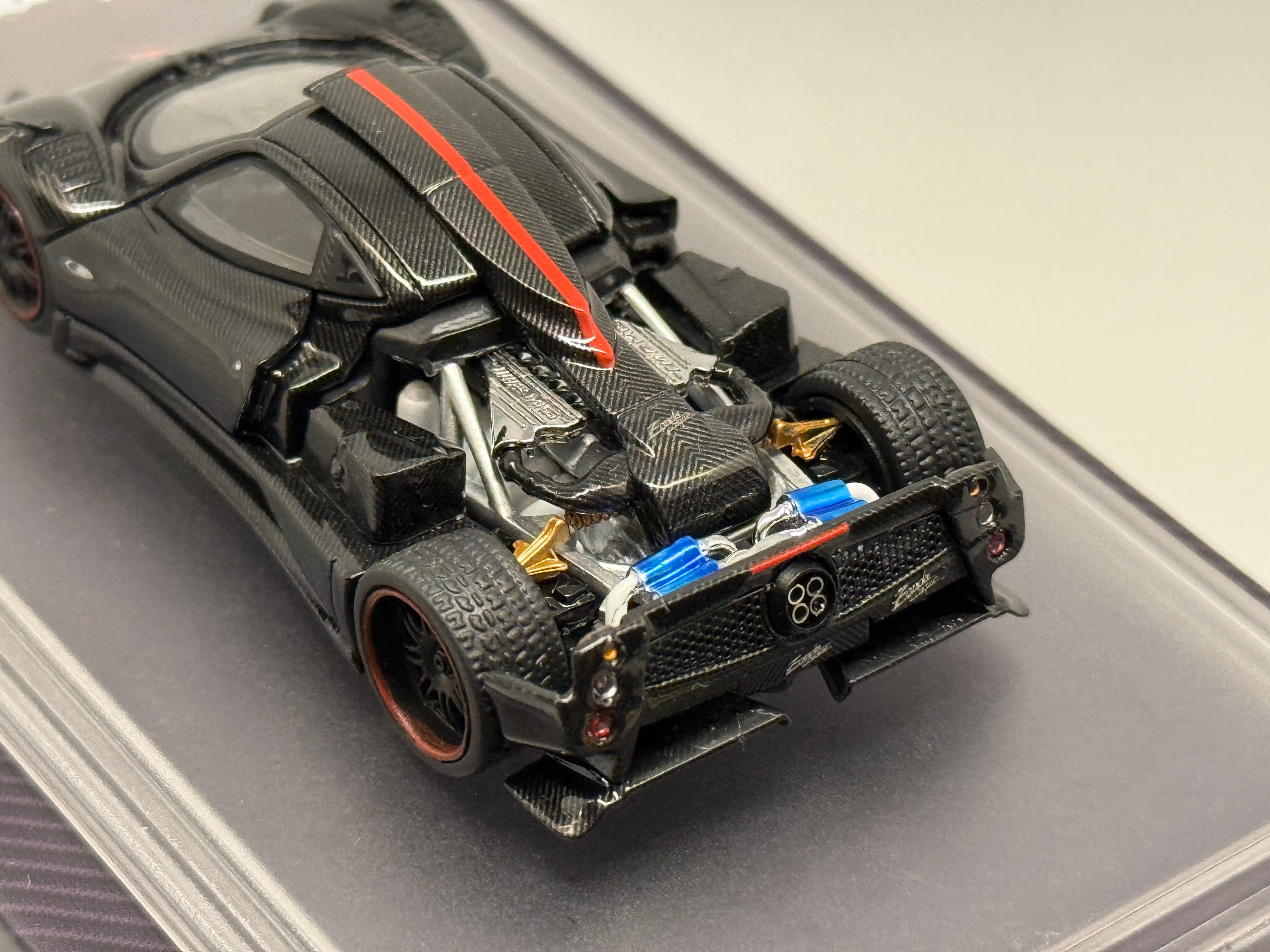 [Fiberun] Pagani Zonda Cinque Carbon