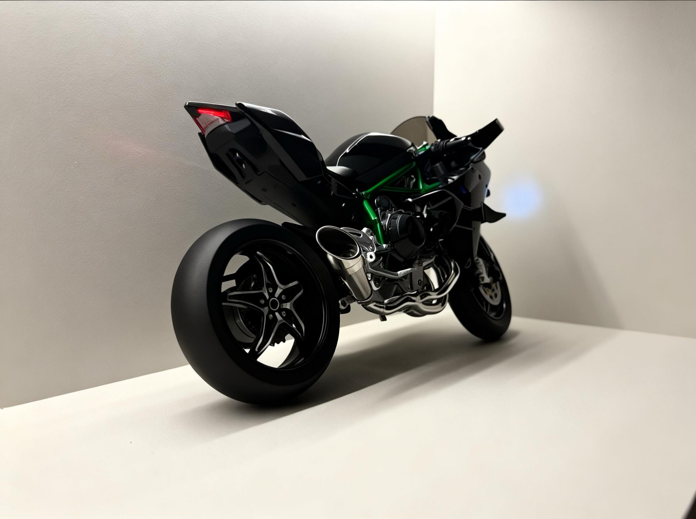 1:6 Kawasaki Ninja H2R – LXModels