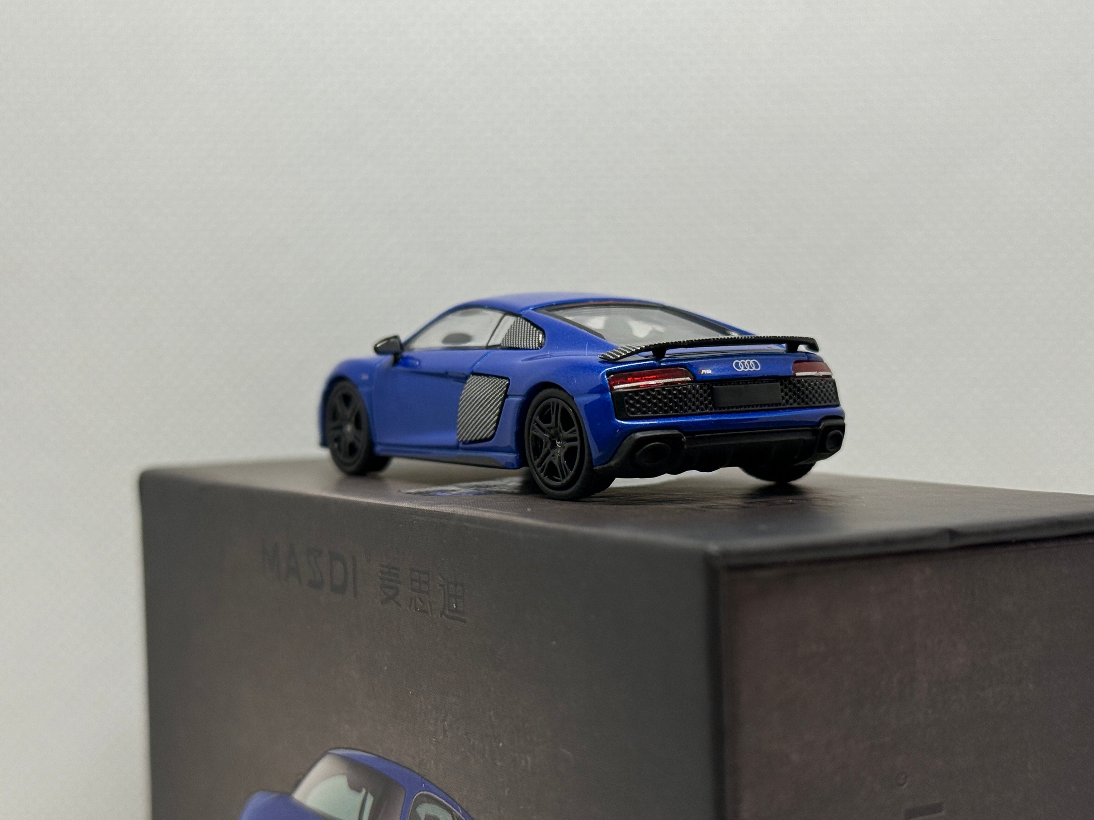 [Masdi] Audi R8
