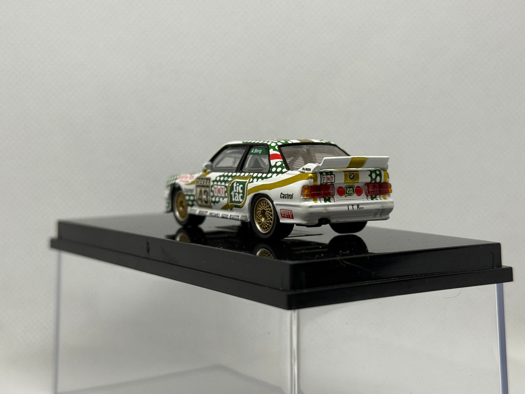 [Tarmac Works] BMW M3 DTM