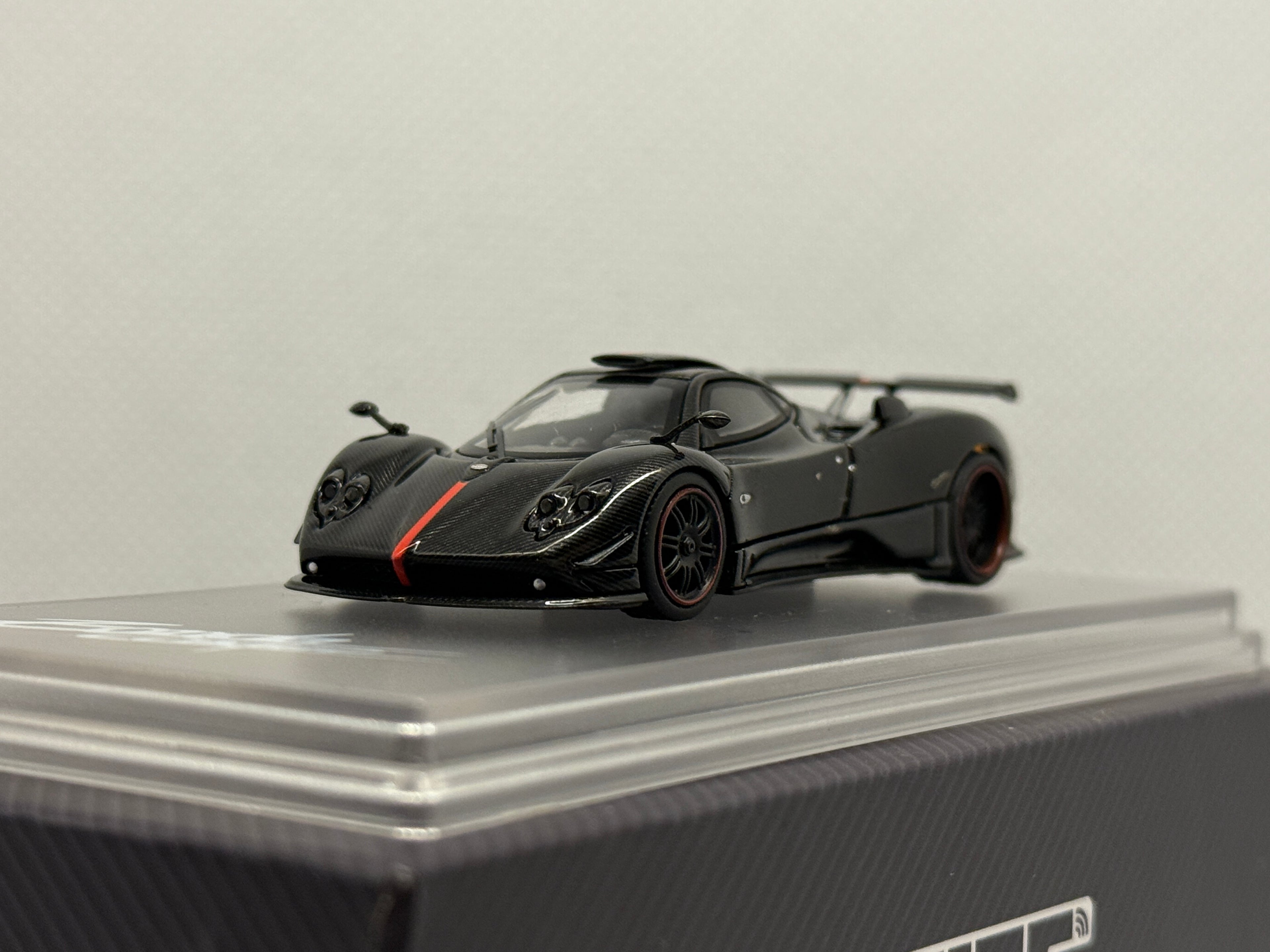 [Fiberun] Pagani Zonda Cinque Carbon