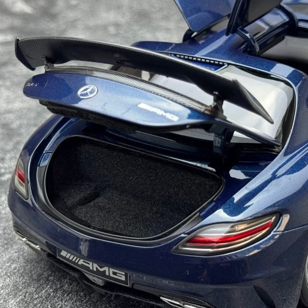 [Minichamps] Mercedes SLS AMG GT Black Series