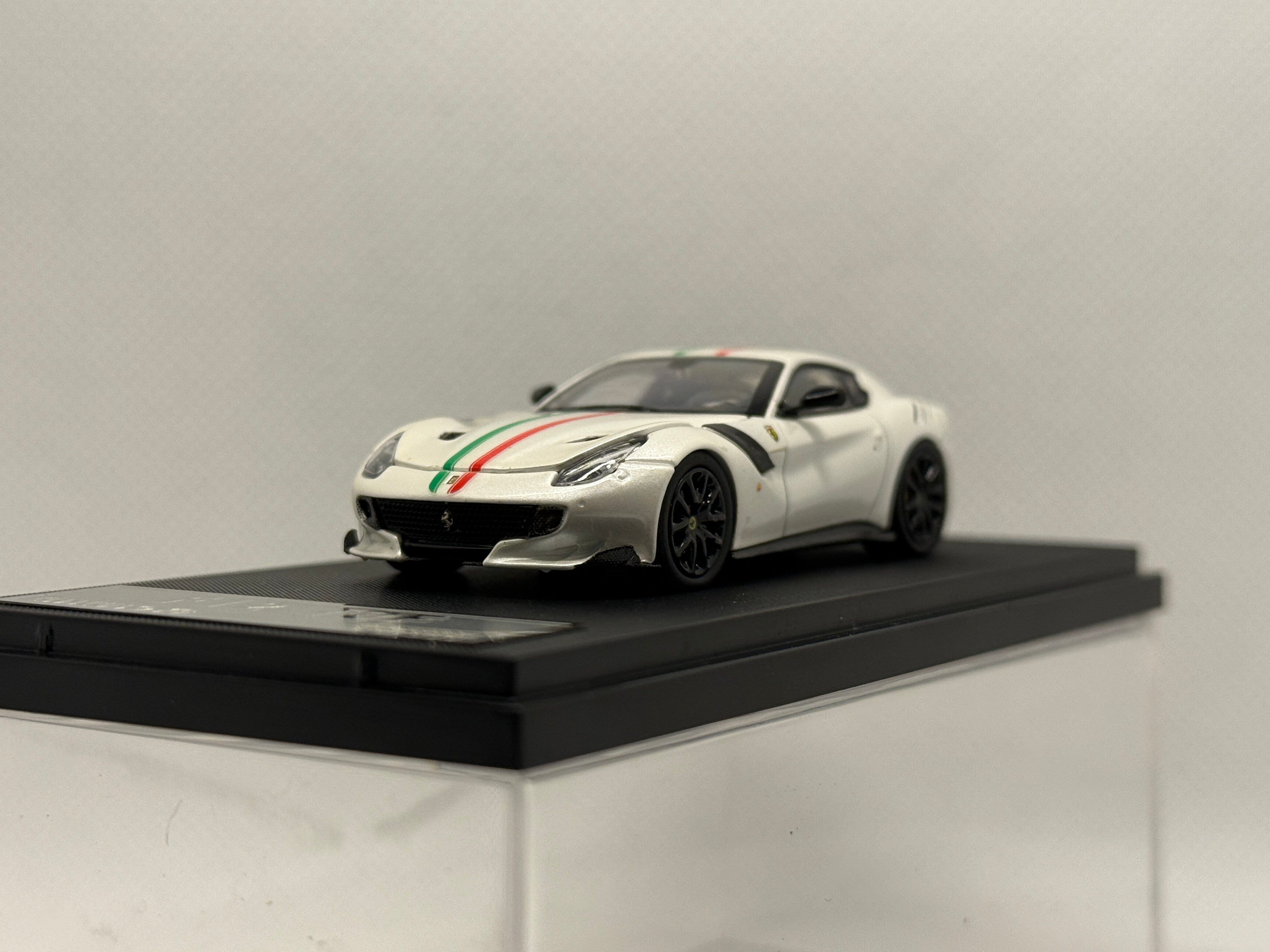 [Little Toys] Ferrari F12 TDF