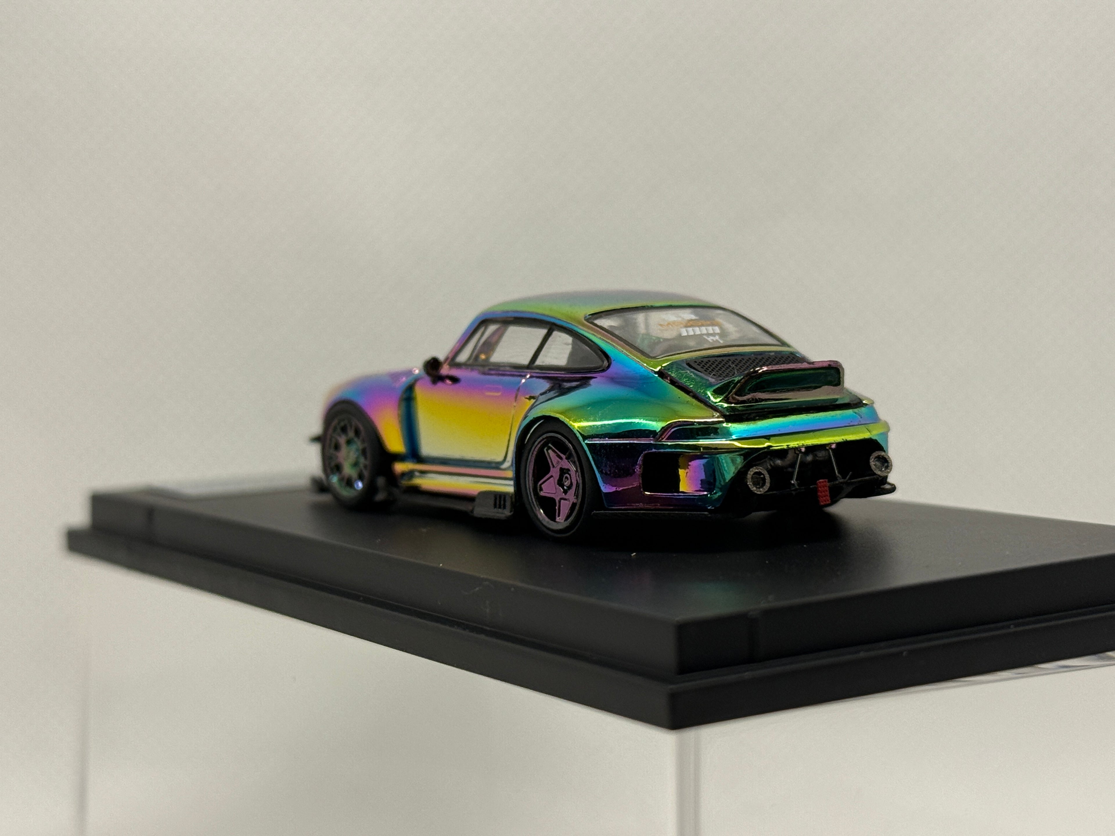 [DCM] Porsche 993 RWB