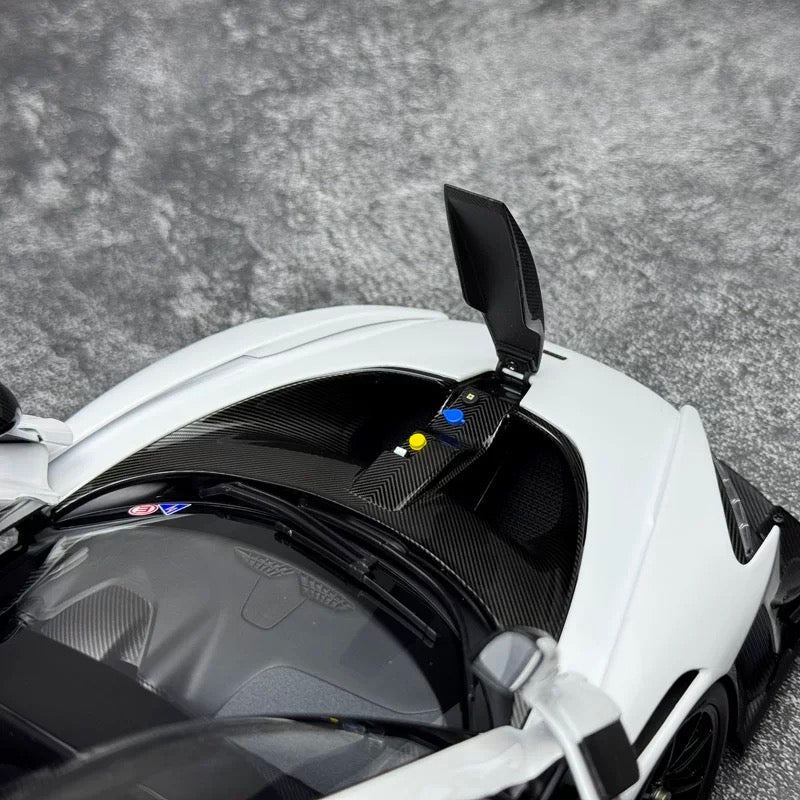 [LCD] Mclaren Senna GTR