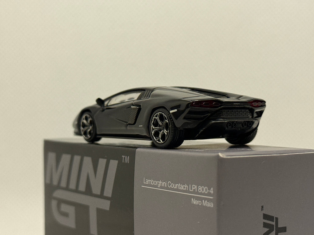 [MINI GT] Lamborghini Countach